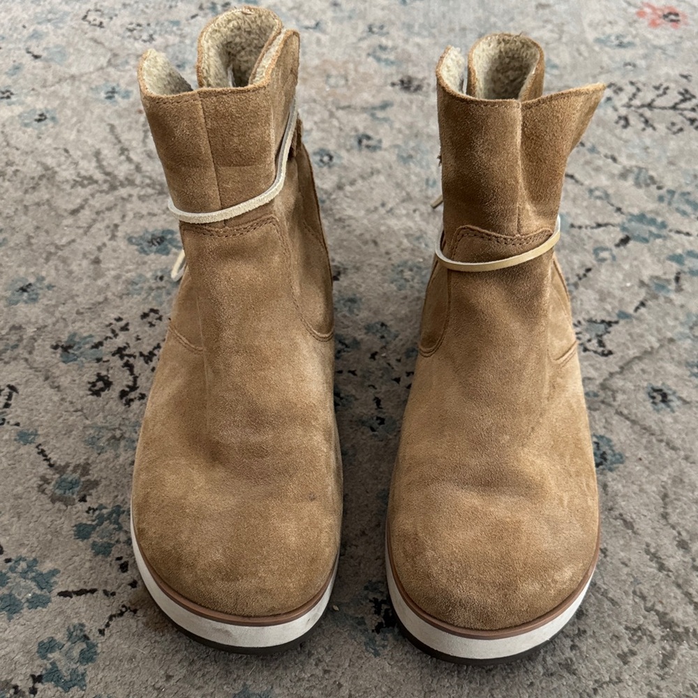Merrell Light Brown Suede Ankle Booties